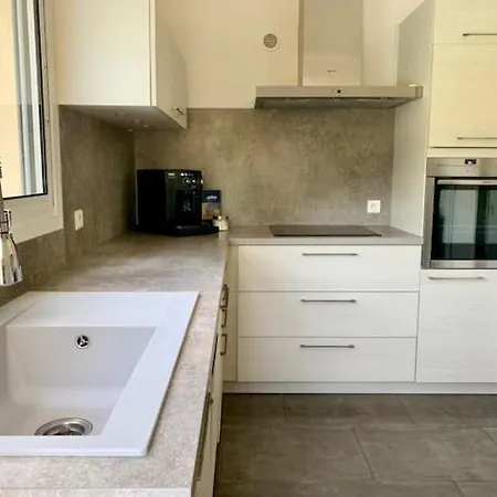 Charmante Sur 2 Etage Avec Piscine -ref O20 Agde